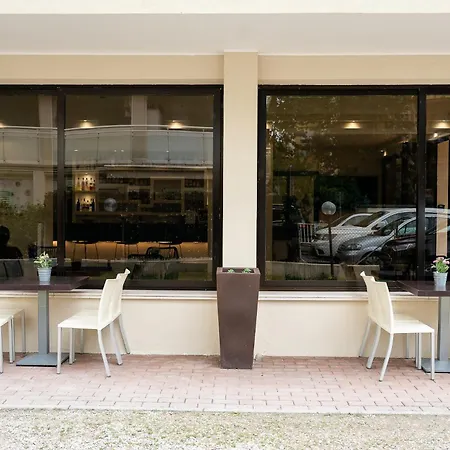La Pergola Hotel 3*