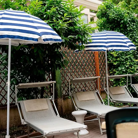Hotel La Pergola 3*