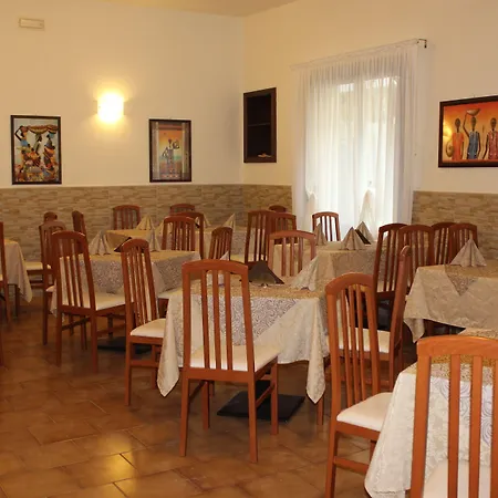 מלון La Pergola 3*