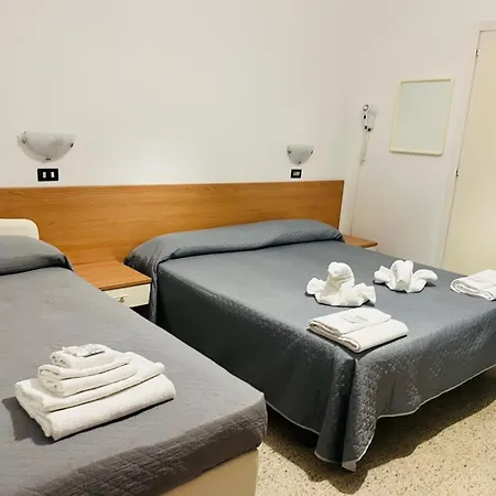 La Pergola 3*