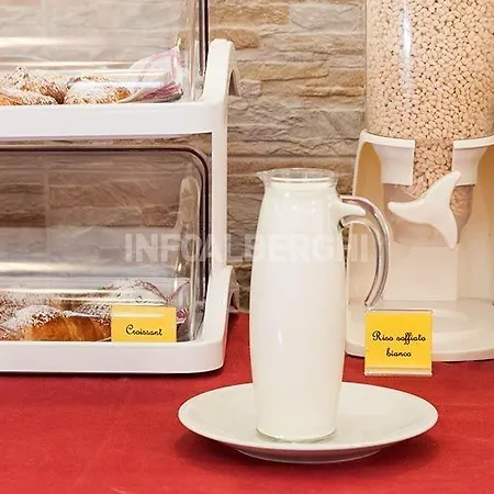 La Pergola מלון בלריה-איגאה מרינה