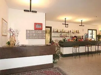 Hotel La Pergola 3*