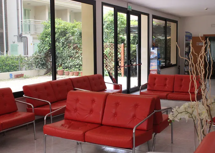 La Pergola بيلاريا-إيجيا مارينا